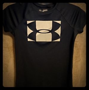 Black Under armour loose shirt